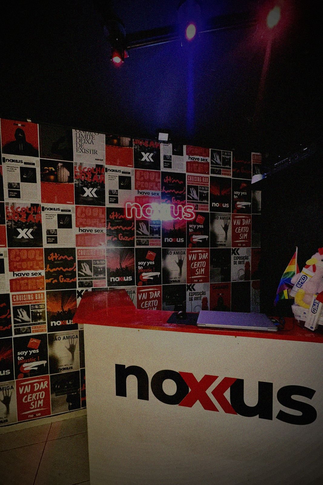Entrada do Noxus Cruising Bar em Campinas